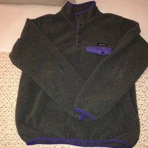 Patagonia pullover, grey with purple details, size M